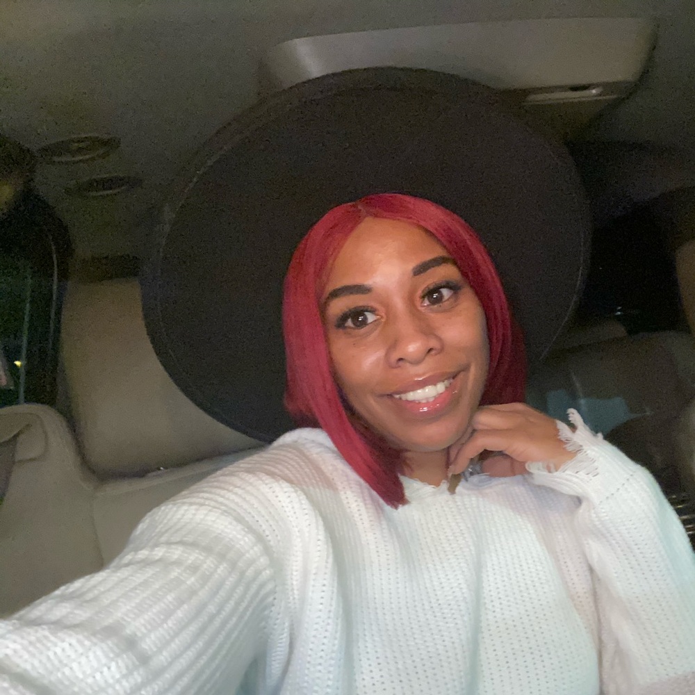 Meet your Posher, Janielle